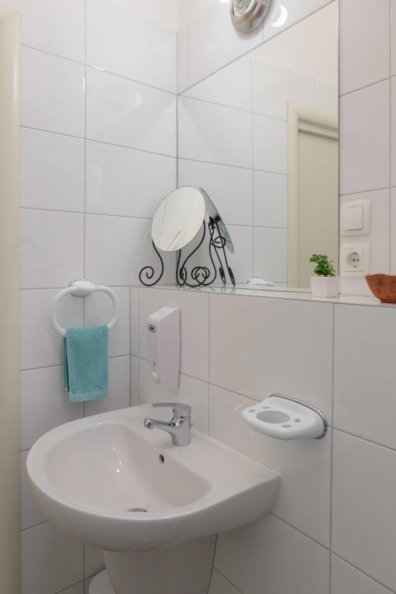 Peristyle Luxury Rooms image