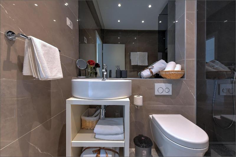 Via Porto Rooms image