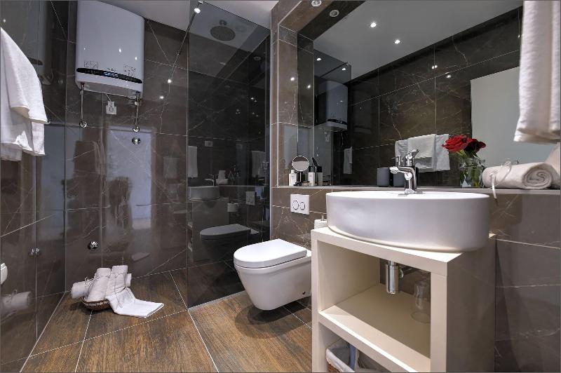 Via Porto Rooms image