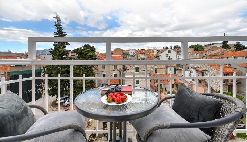 Via Porto Rooms image