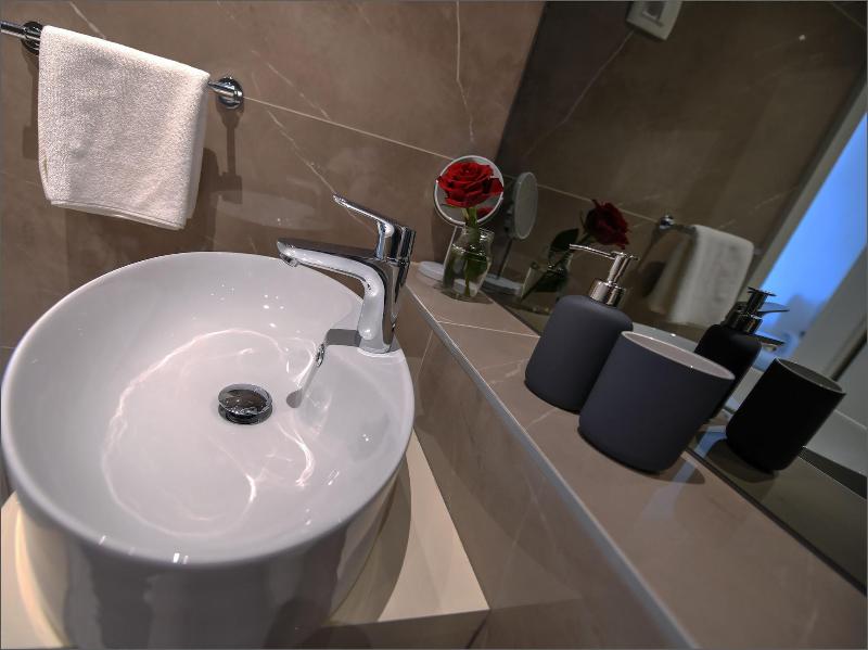 Via Porto Rooms image