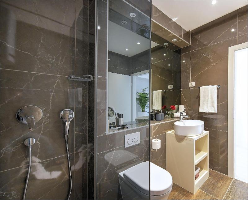 Via Porto Rooms image