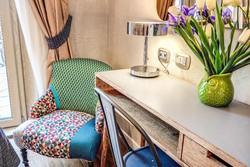 Parlamento Boutique Hotel image