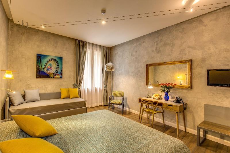 Parlamento Boutique Hotel image
