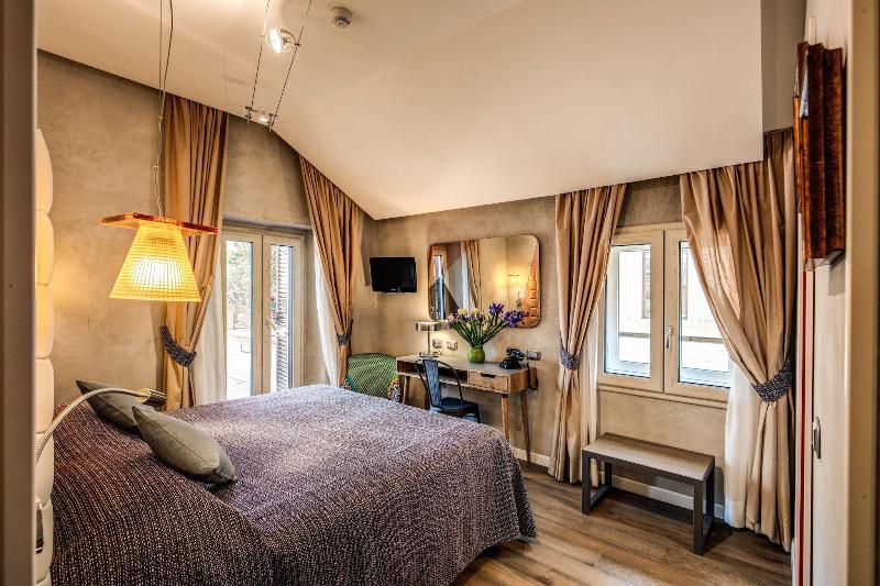 Parlamento Boutique Hotel image