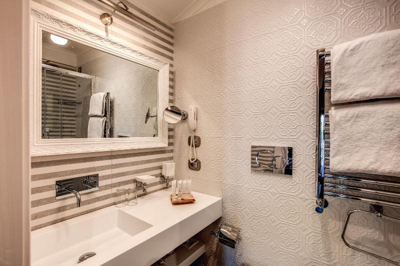 Parlamento Boutique Hotel image