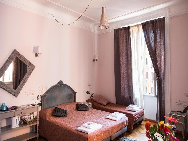 Il Sesto Suites Central image