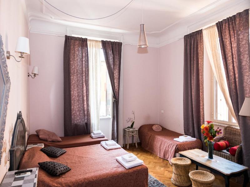 Il Sesto Suites Central image