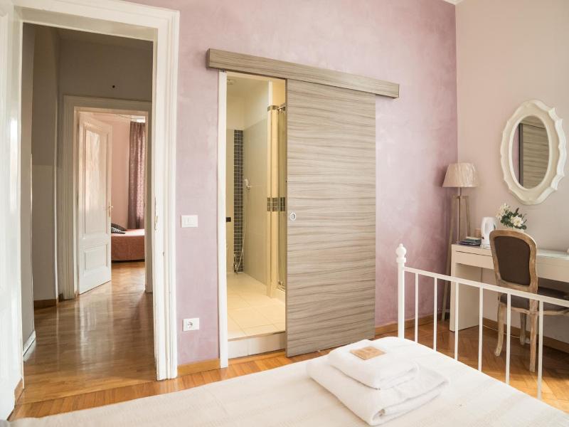 Il Sesto Suites Central image