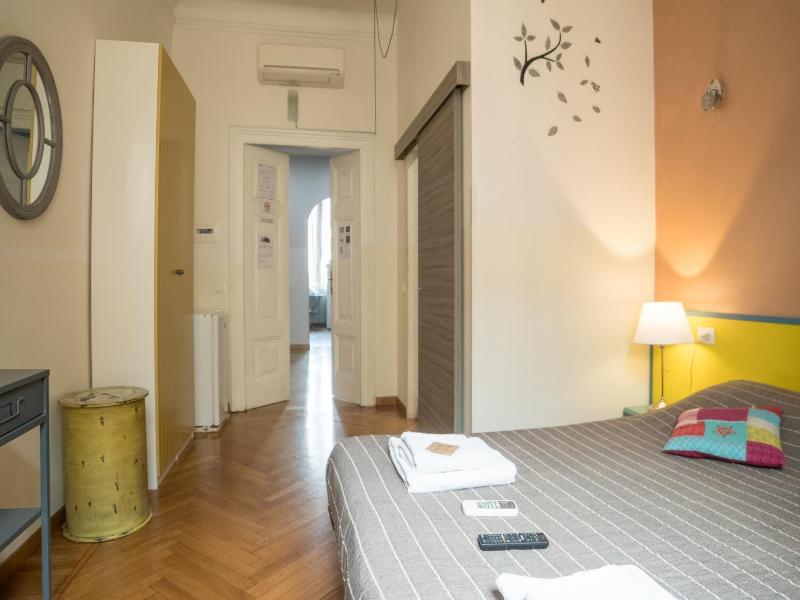 Il Sesto Suites Central image