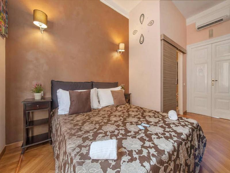 Il Sesto Suites Central image