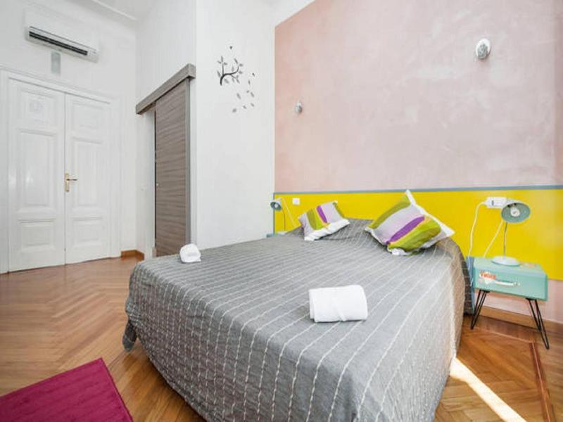 Il Sesto Suites Central image