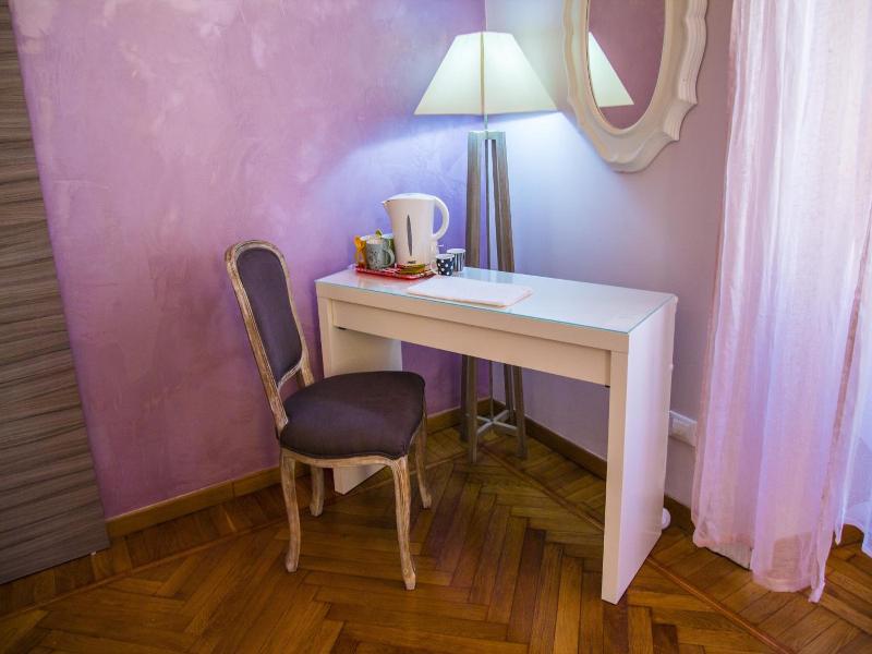 Il Sesto Suites Central image