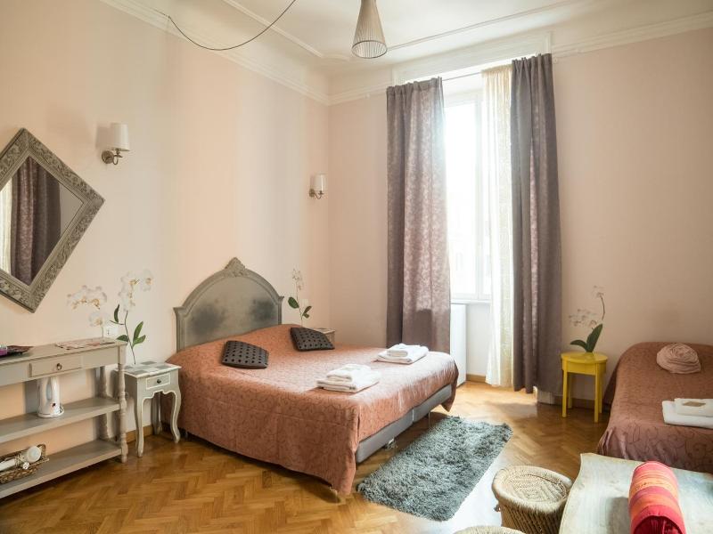 Il Sesto Suites Central image