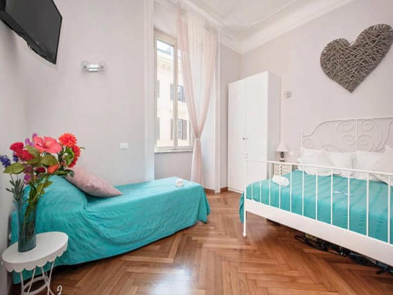 Il Sesto Suites Central image