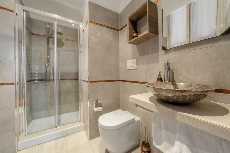 Il Sesto Suites Central image