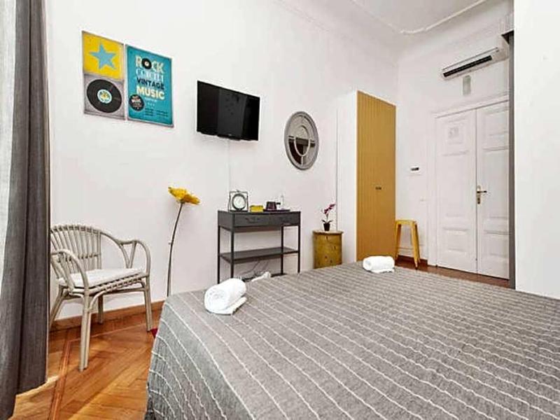 Il Sesto Suites Central image