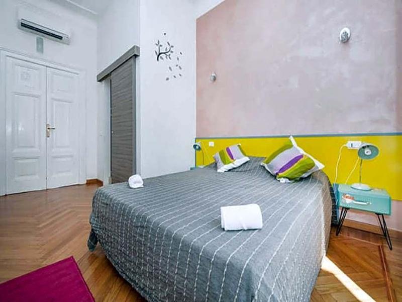Il Sesto Suites Central image