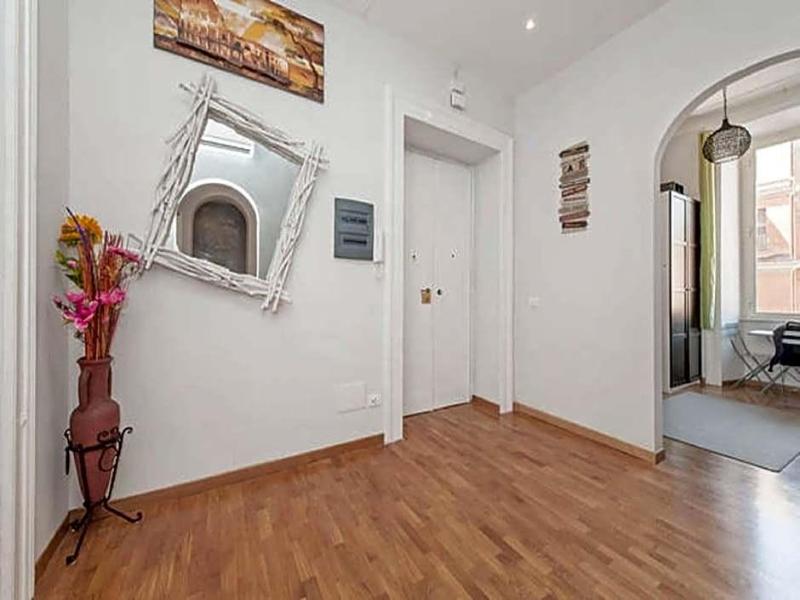 Il Sesto Suites Central image
