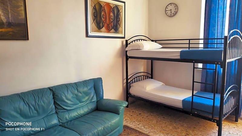 Hostelroma image
