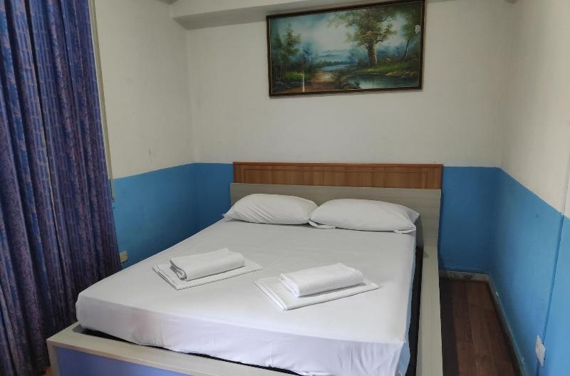 Hostelroma image