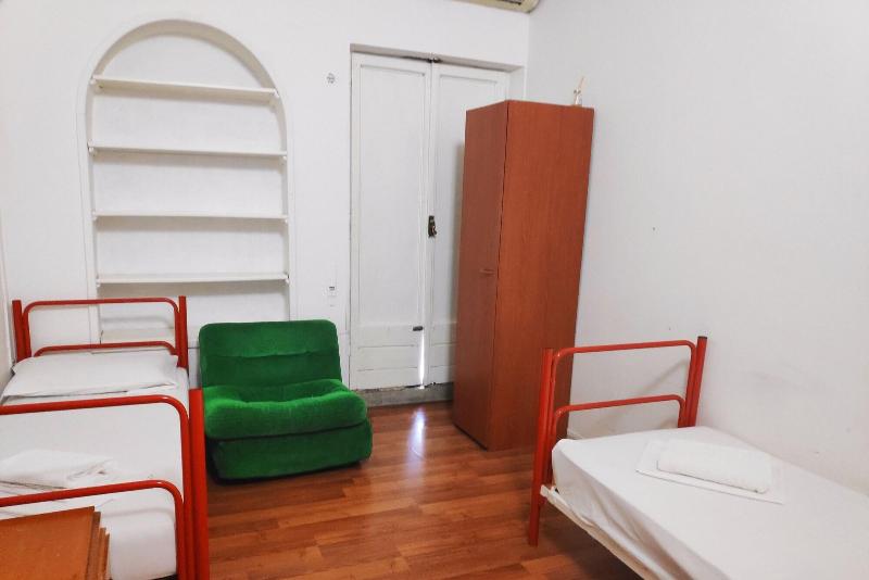 Hostelroma image
