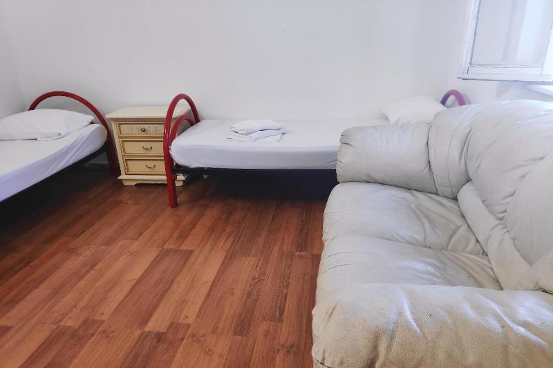 Hostelroma image