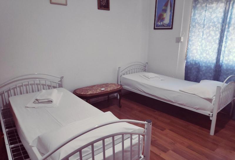 Hostelroma image