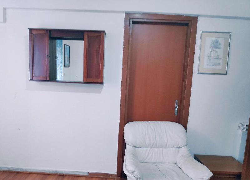 Hostelroma image