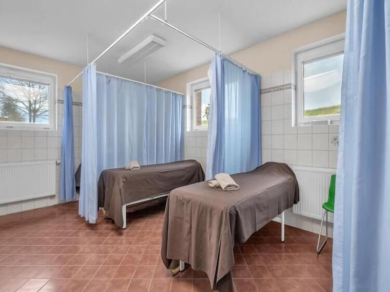 Lázeňský Hotel Pyramida I image