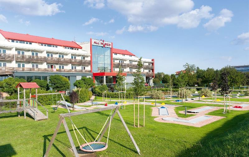 Thermenhotel All In Red image