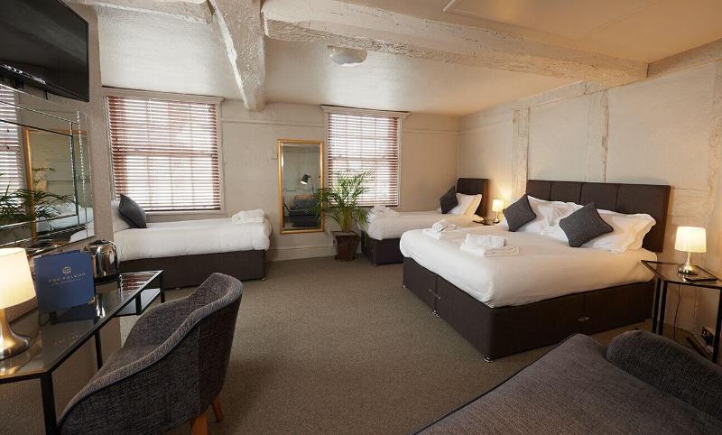 The Falcon Hotel & Restaurant image