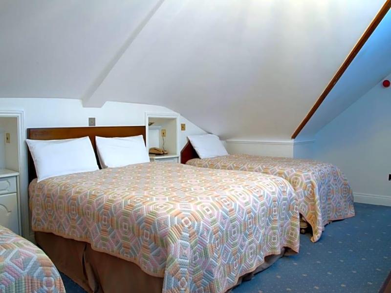 Gatwick Cambridge Hotel image