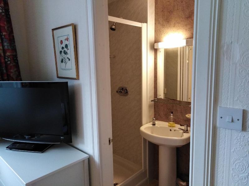 Arden House image