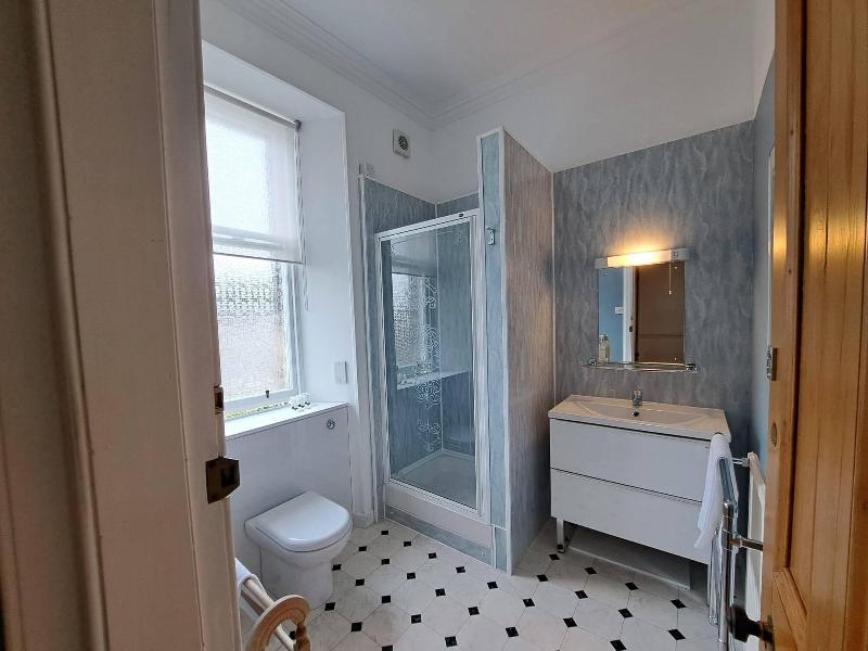 Arden House image