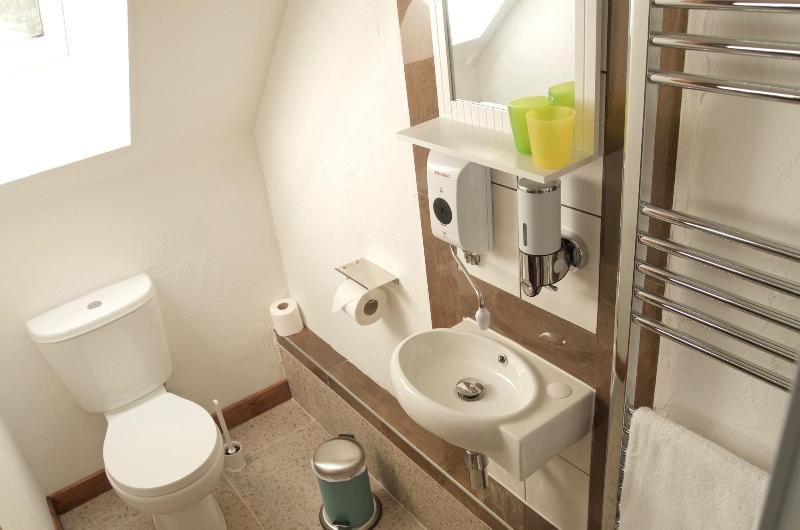 Birchwood Guest Lodge image