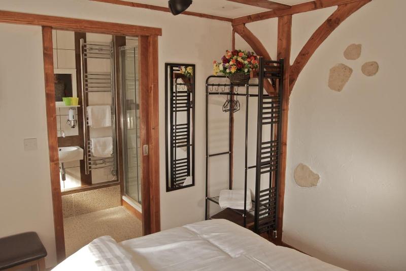Birchwood Guest Lodge image