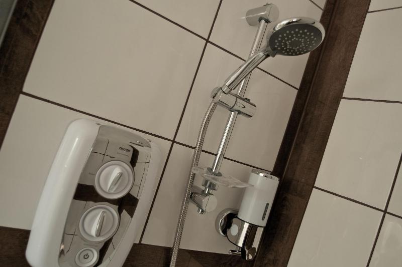 Birchwood Guest Lodge image