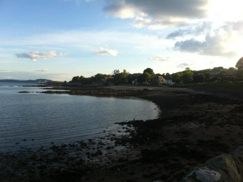 Aberdour Hotel & Stables Rooms image