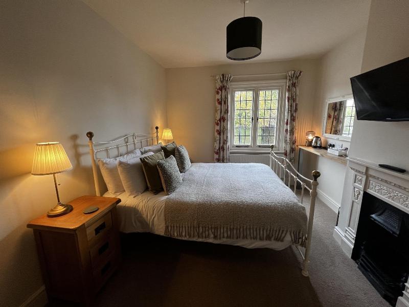 The White Hart image