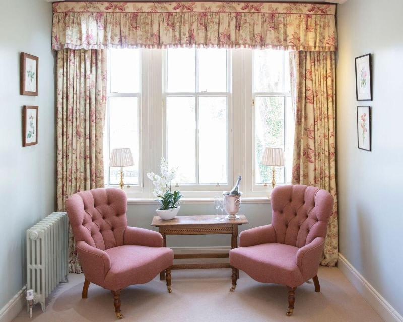 Loch Lomond Arms Hotel image