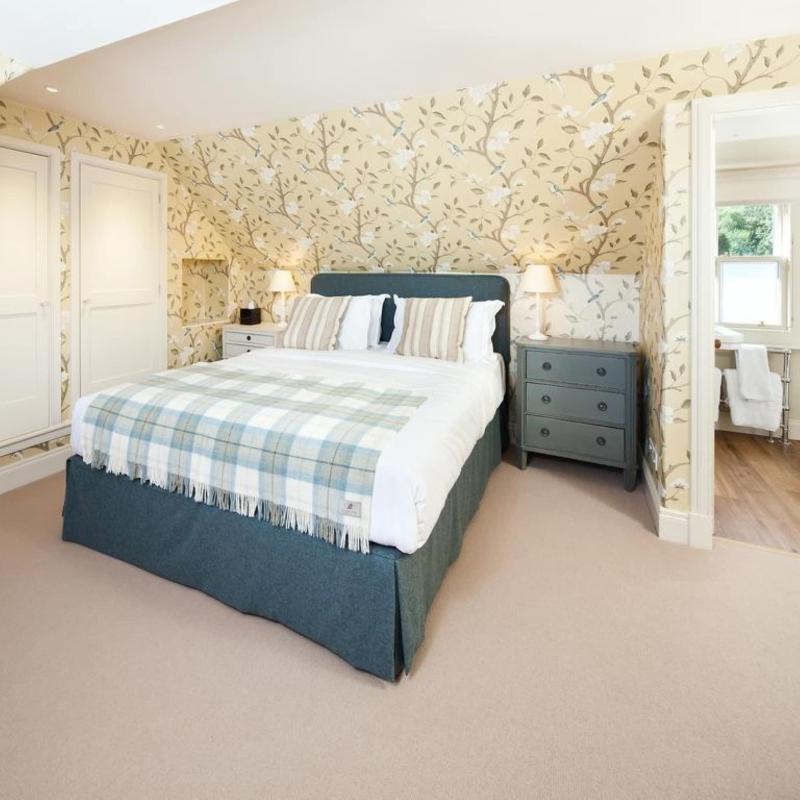Loch Lomond Arms Hotel image