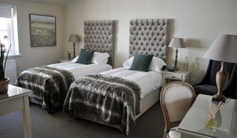 The Red Lion Inn image
