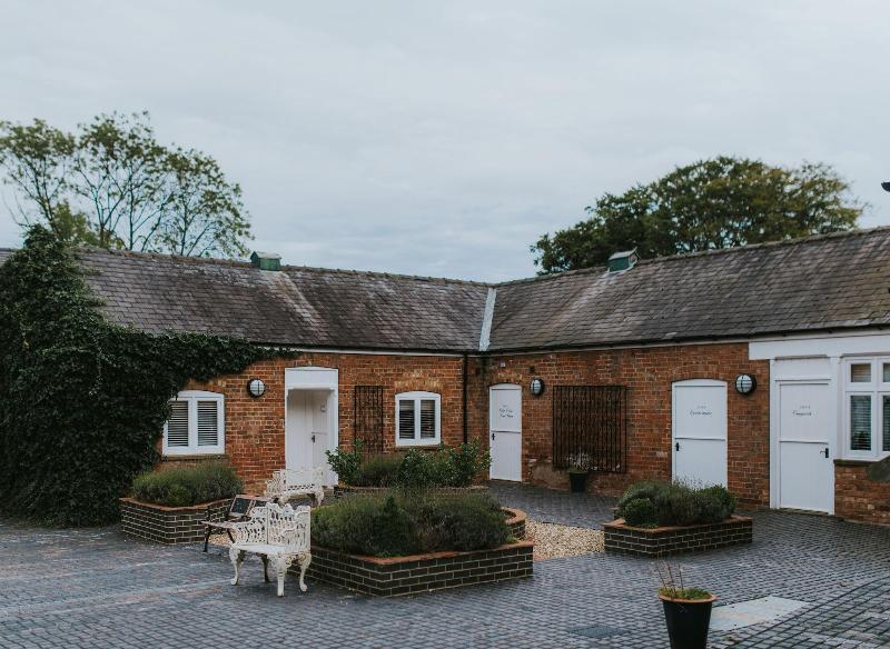 Healing Manor Hotel image