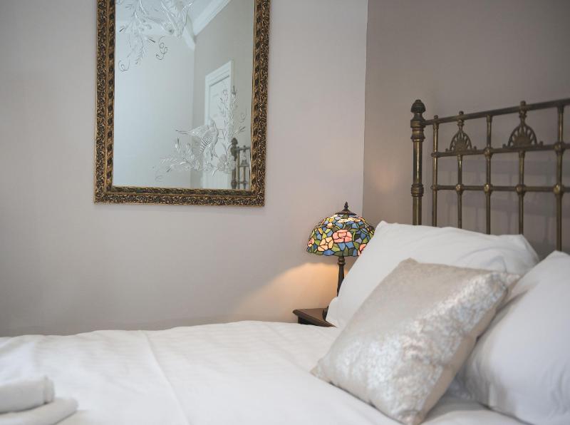 Healing Manor Hotel image
