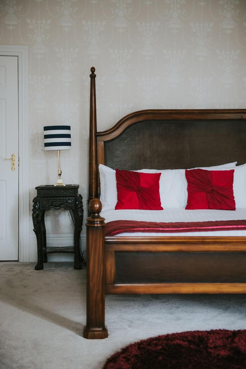 Healing Manor Hotel image