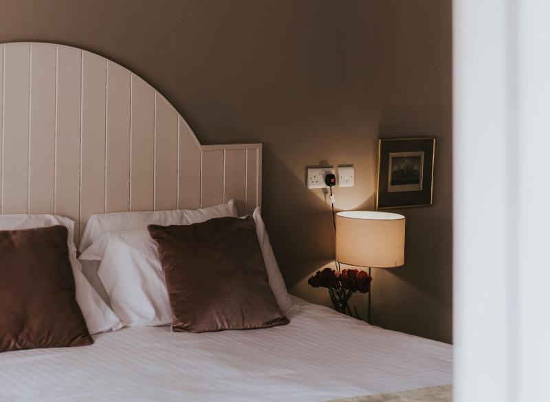 Healing Manor Hotel image