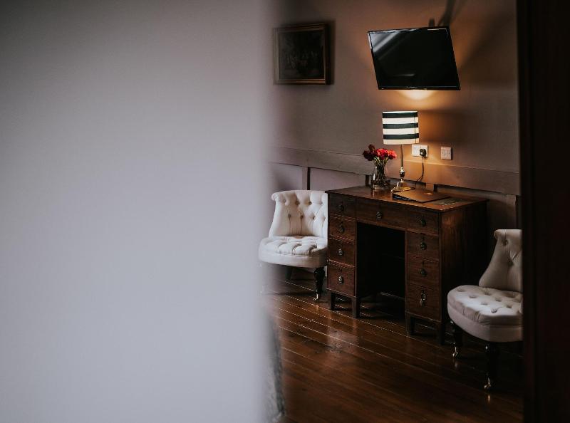 Healing Manor Hotel image