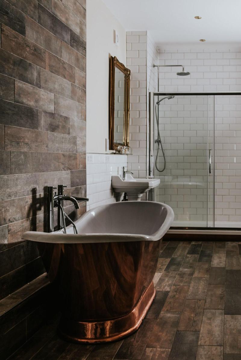 Healing Manor Hotel image
