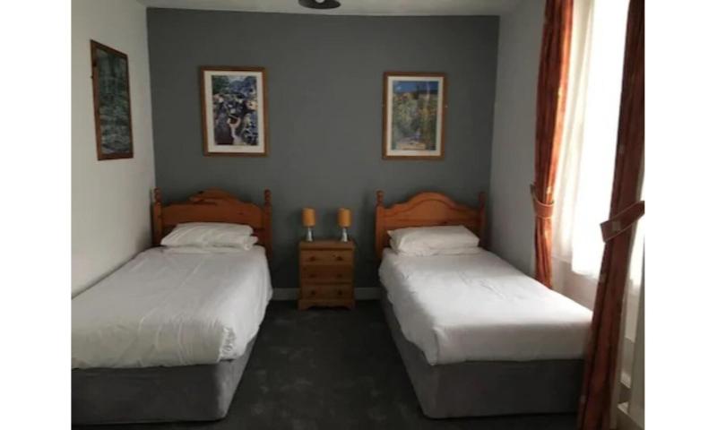 The Kings Arms image